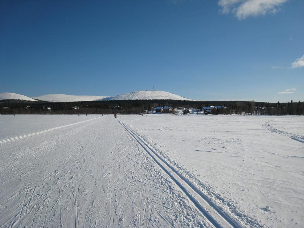 Lost Inn Cabins Äkäslompolo Exterior foto